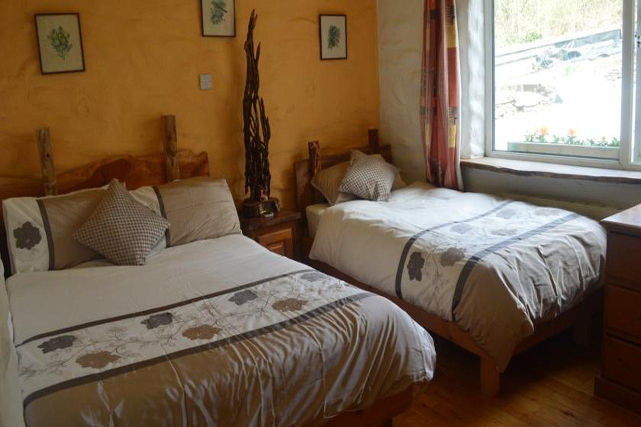Lissyclearig Thatched Cottage Kenmare Ngoại thất bức ảnh