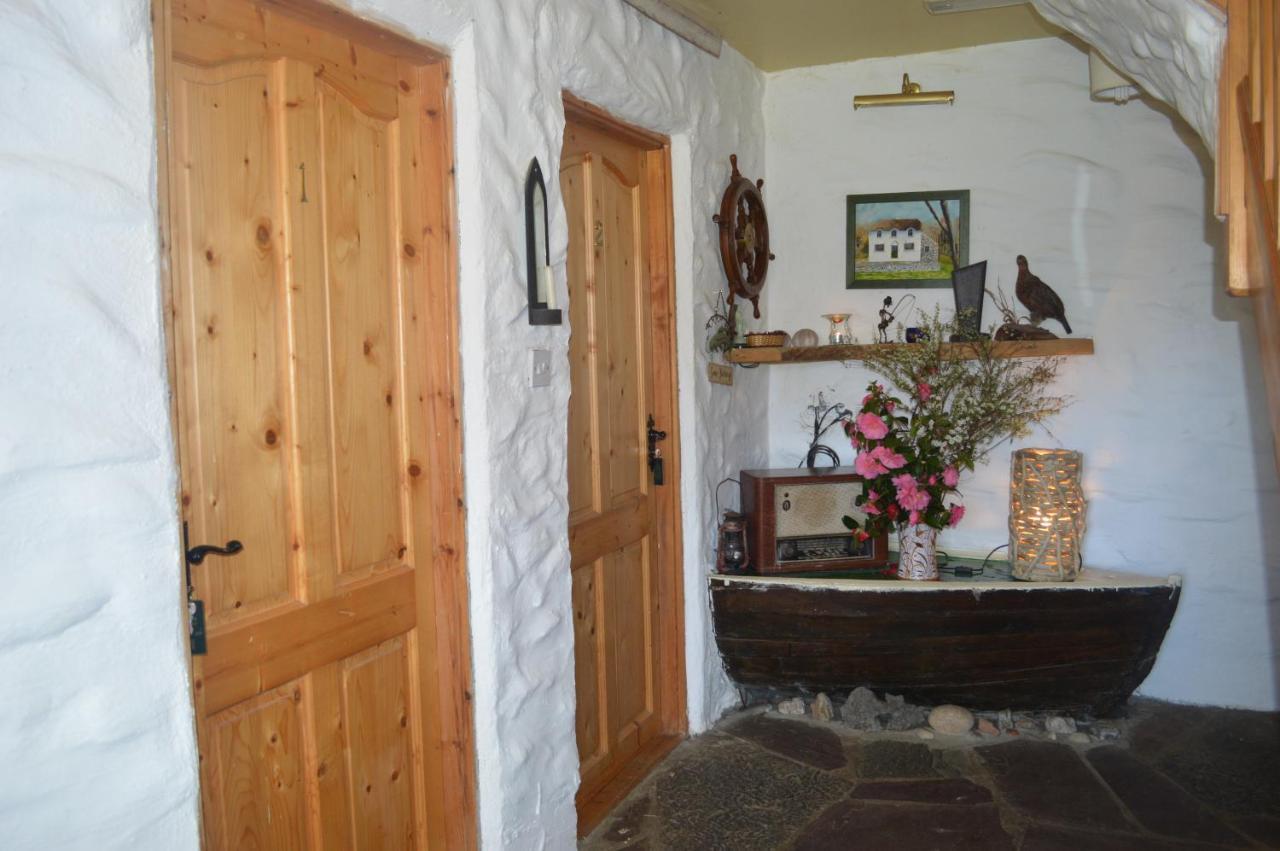 Lissyclearig Thatched Cottage Kenmare Phòng bức ảnh
